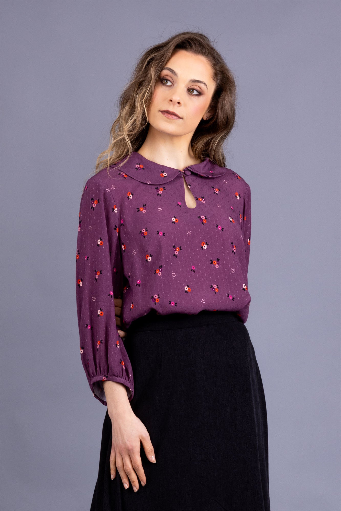 Helmi Peter Pan collar blouse in magenta viscose, front view, close up